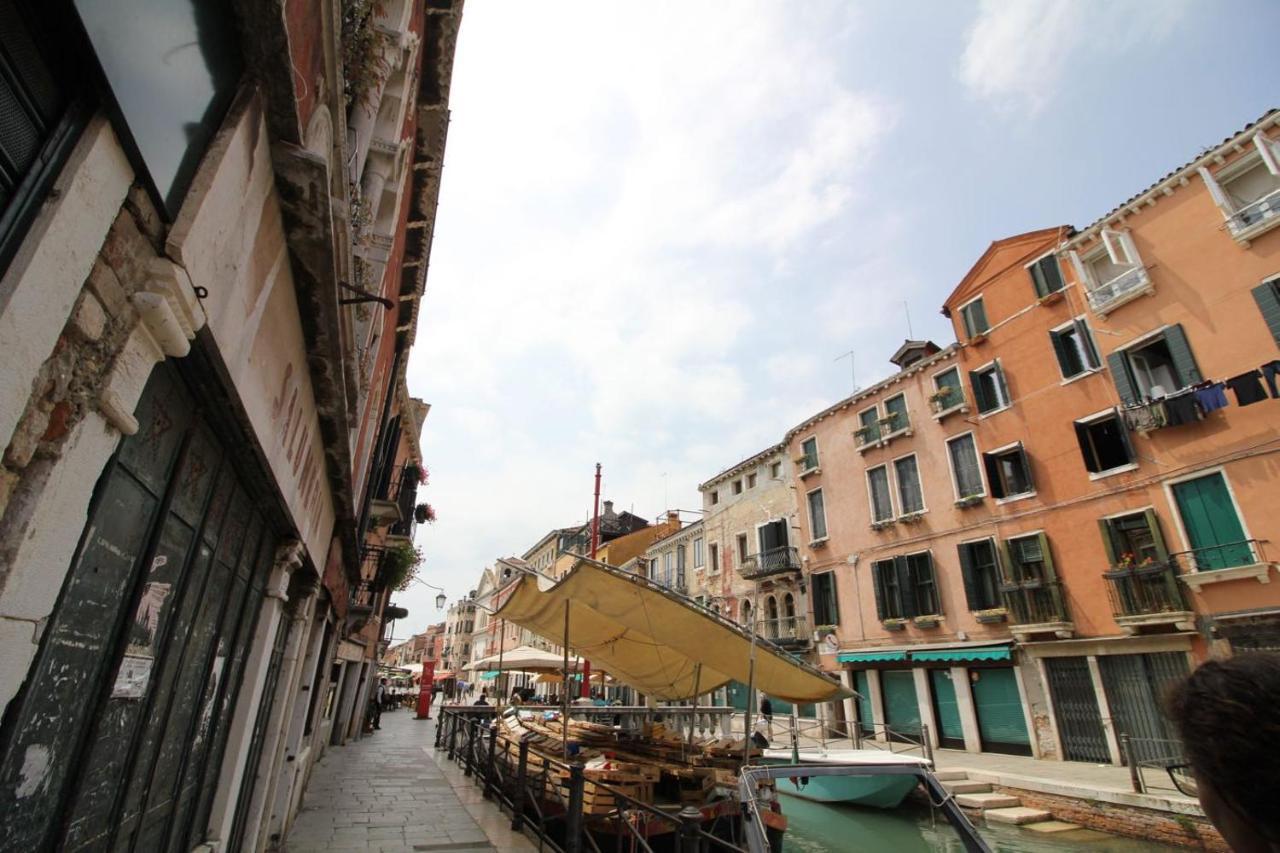 Veneziacentopercento Nicoli Apartment Buitenkant foto